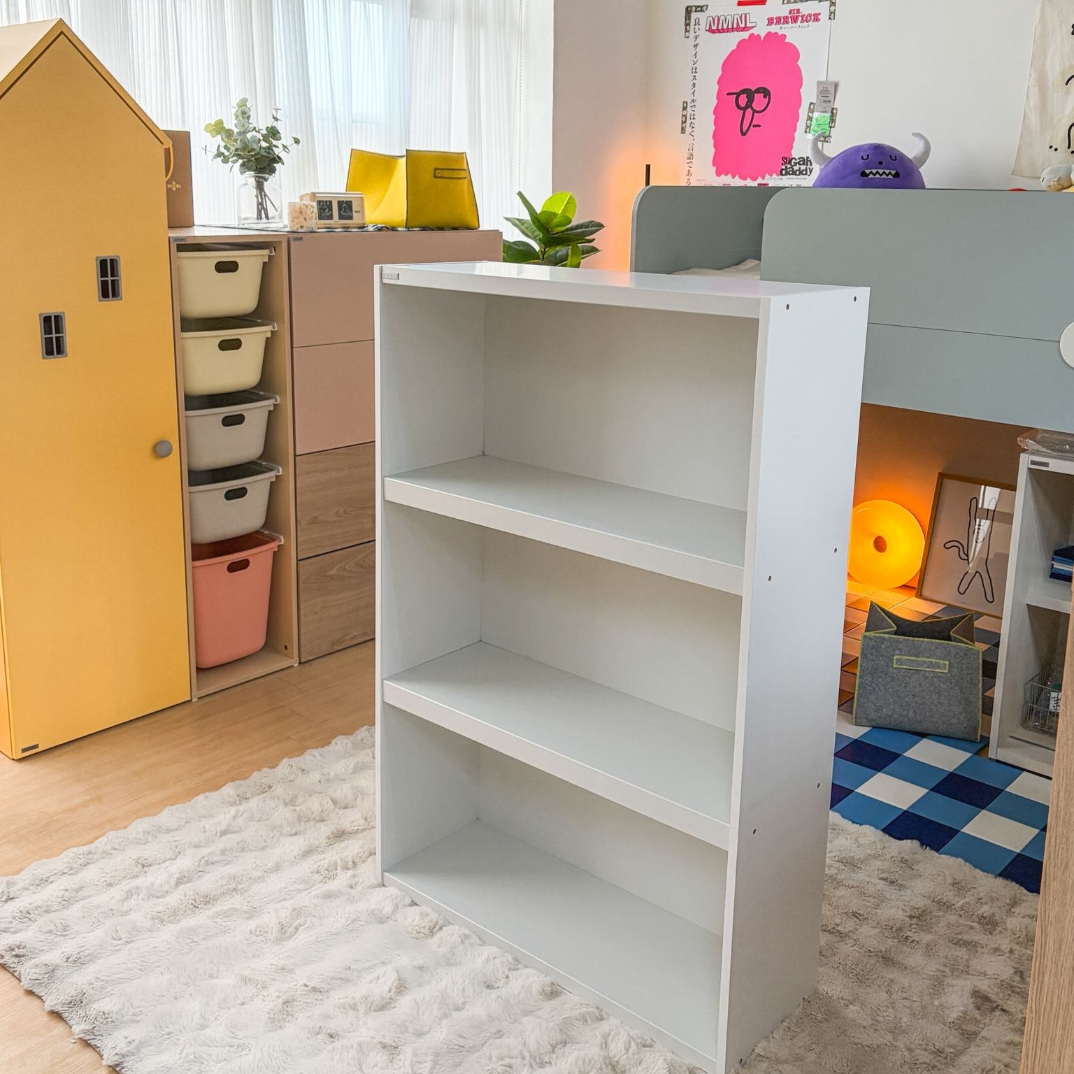 [Sale] Friends Soho Bookshelf 800 3-level Wide White