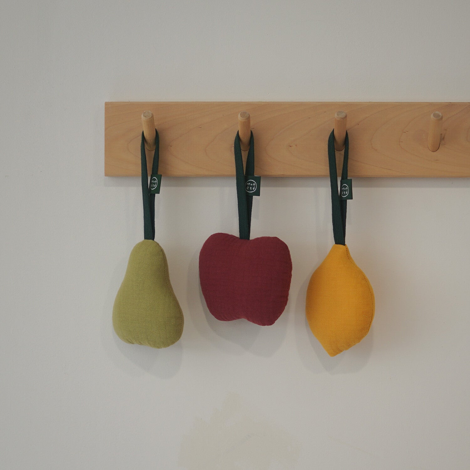 [Pre-Order 25% off] Fruit Mobile