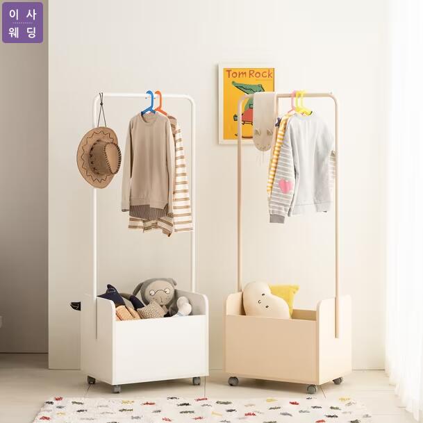 Comme Mobile Clothes Rack (accept pre-order)