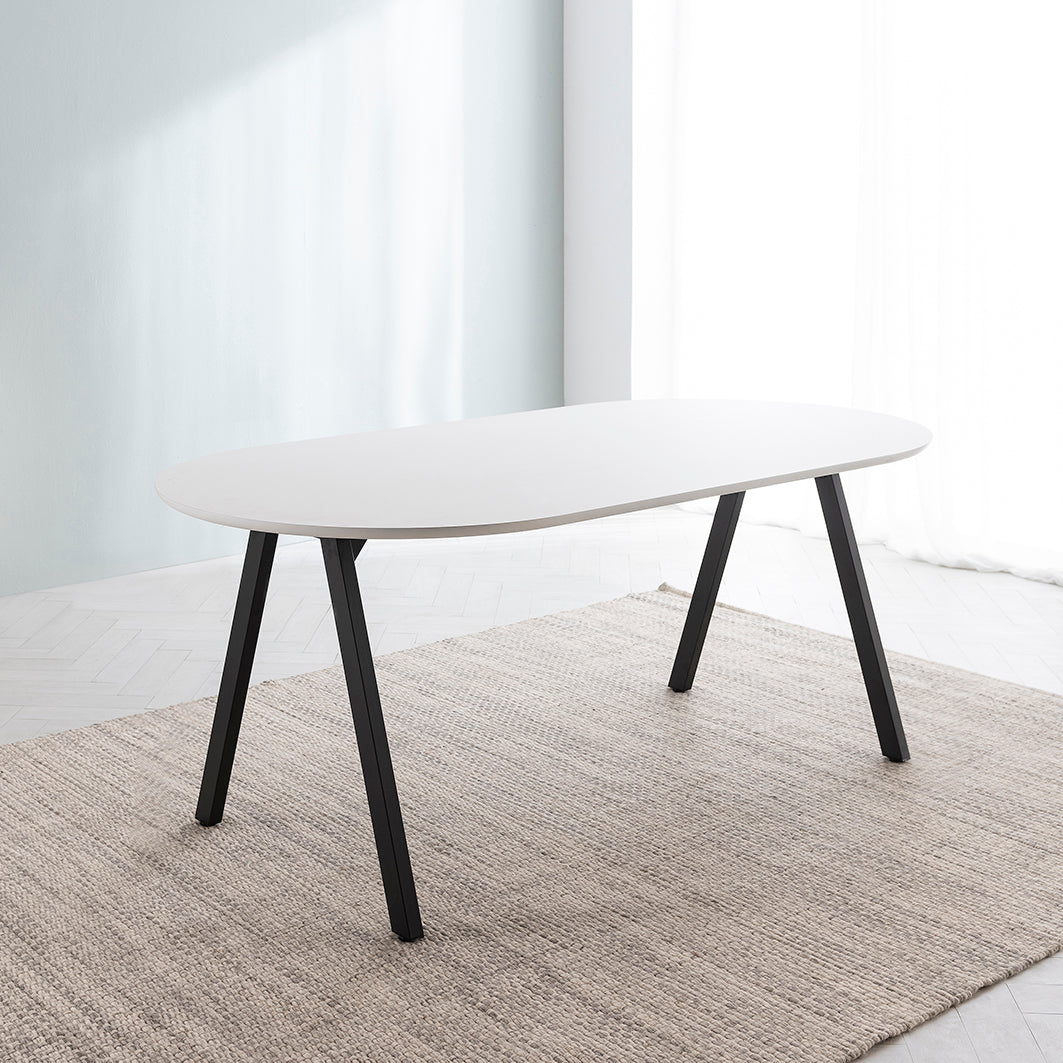 Grattis Dining Table 1800 (accept pre-order)