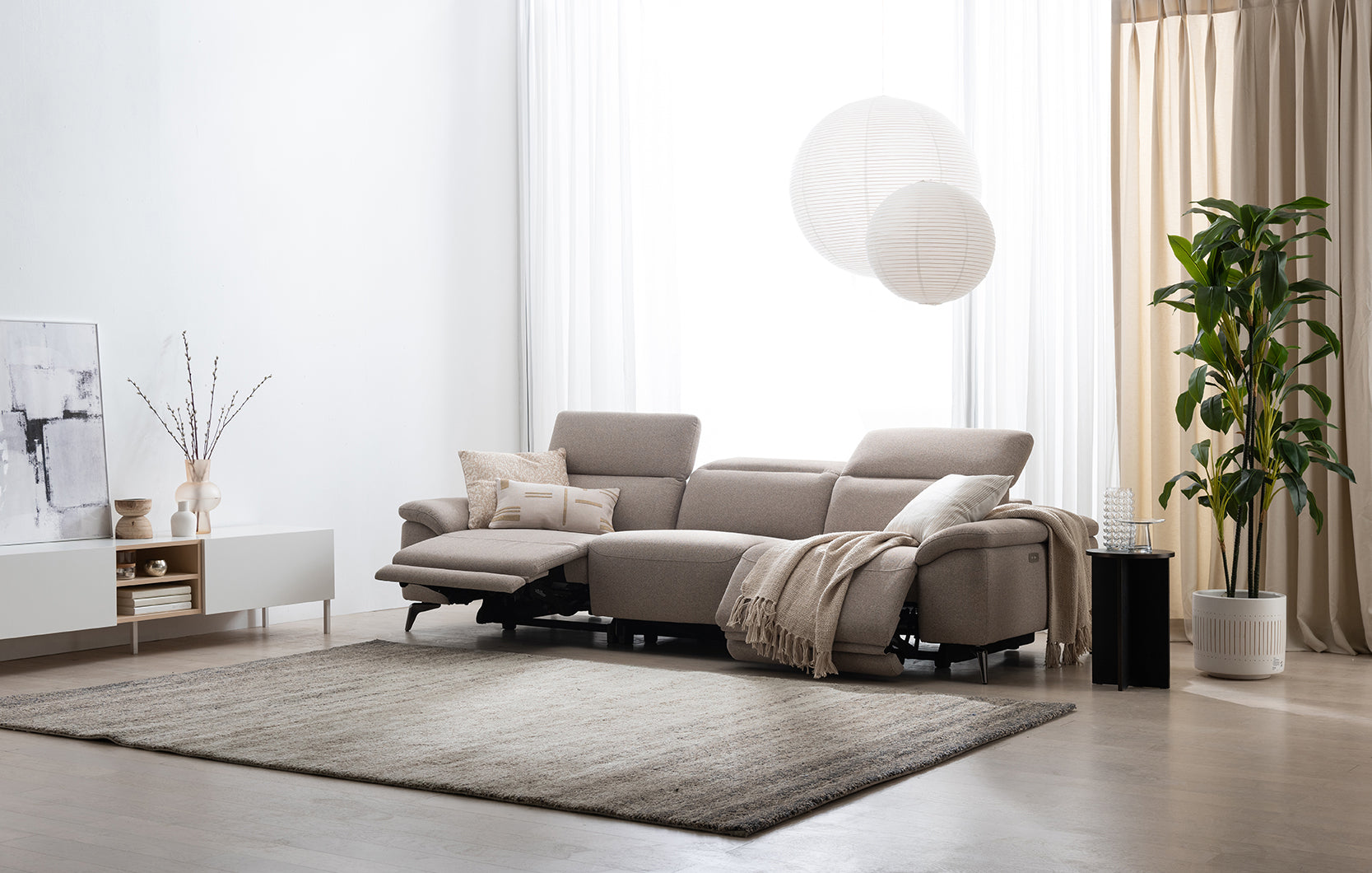 Molise Sofa 3-seater Motor Type (accept pre-order)