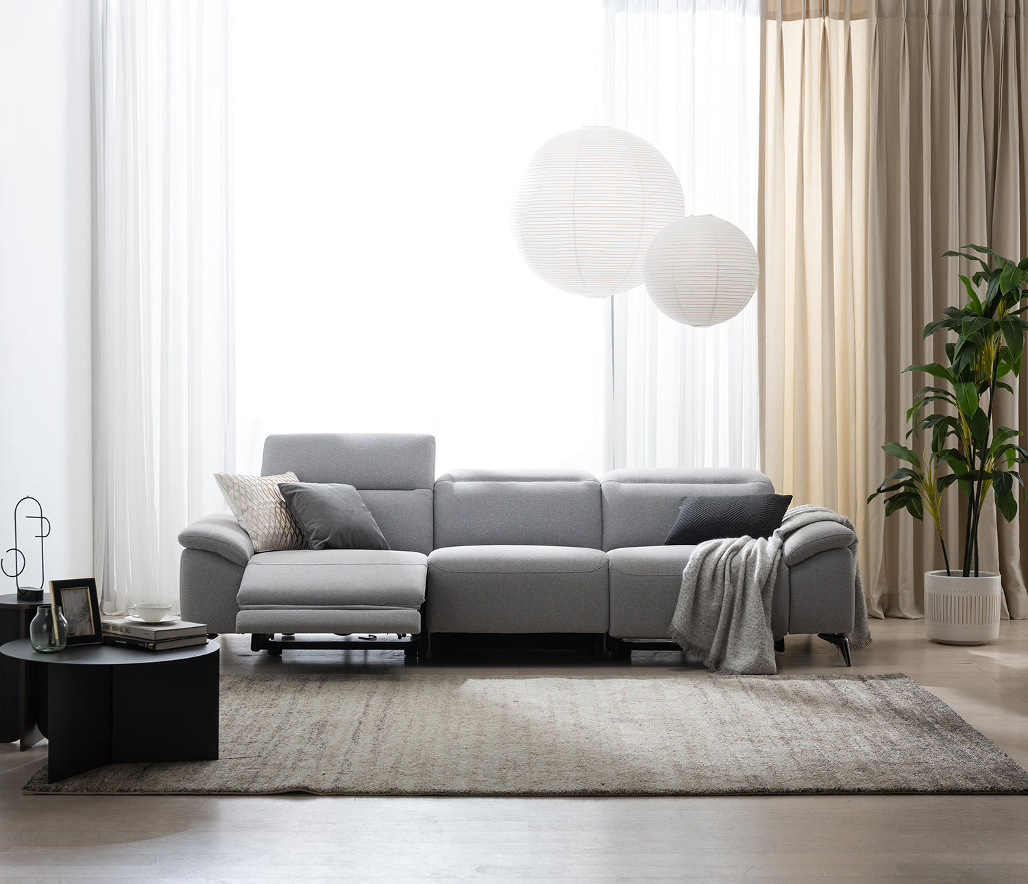 Molise Sofa 3-seater Motor Type (accept pre-order)