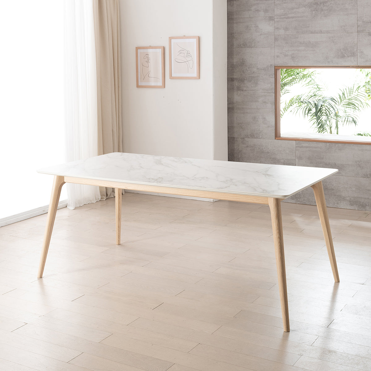 Redova Dining Table Square Type 1800 (accept pre-order)