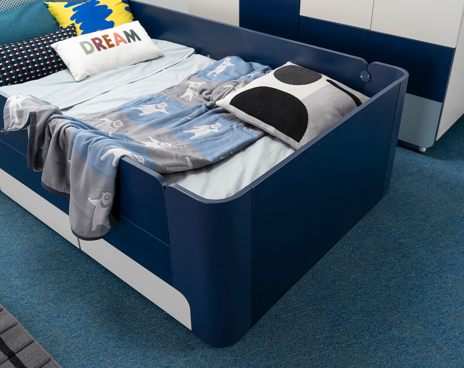 Moli Single Bed (accept pre-order)