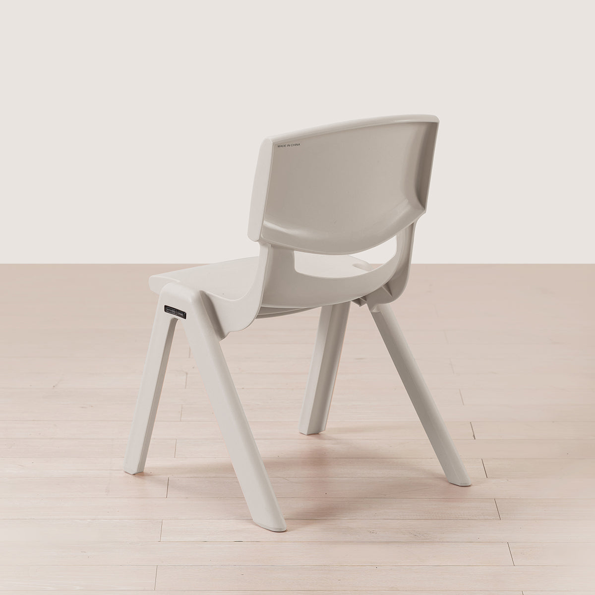 Comme Kids Chair (accept pre-order)