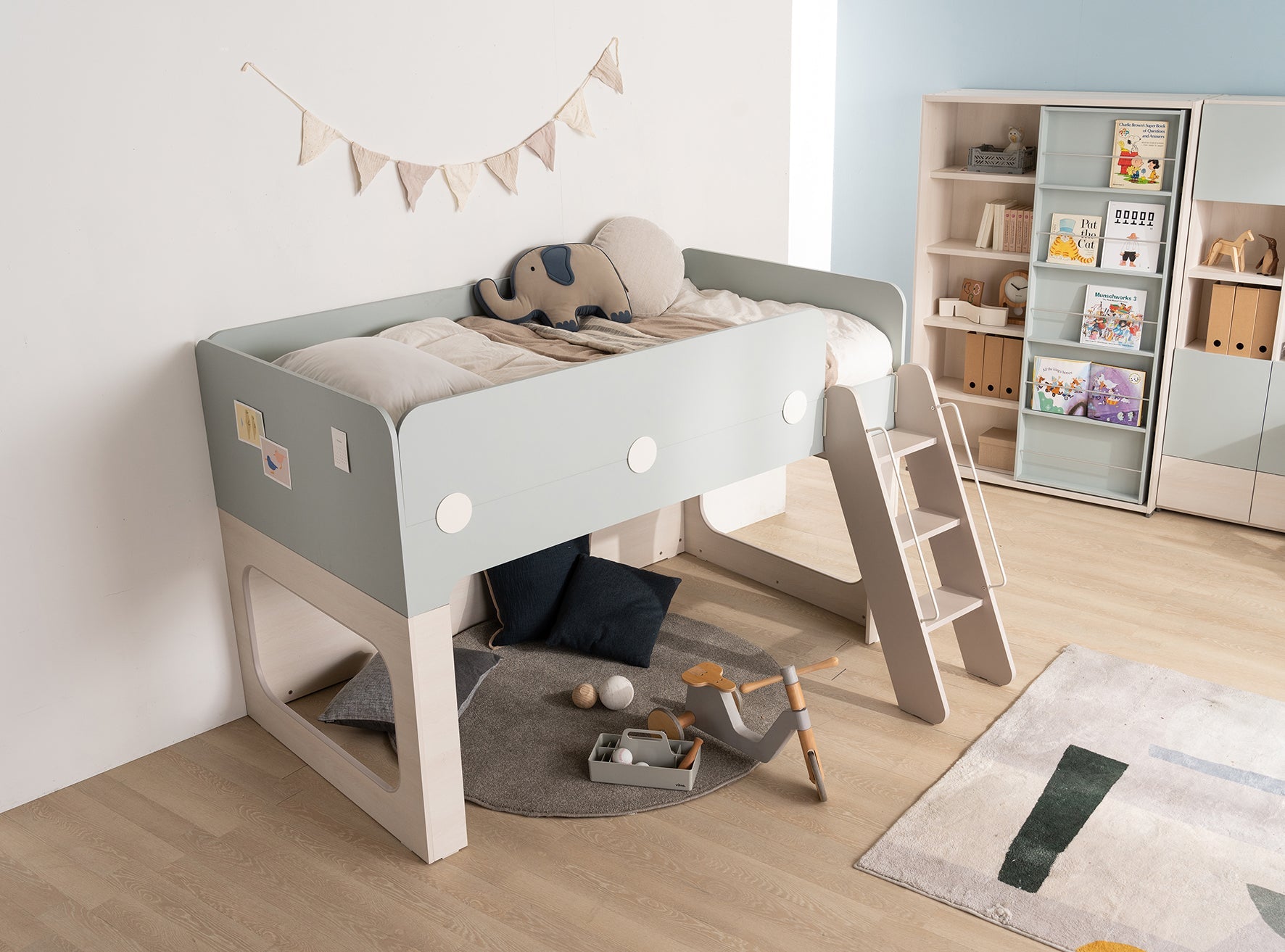 New Rudi Loft Bed (accept pre-order)