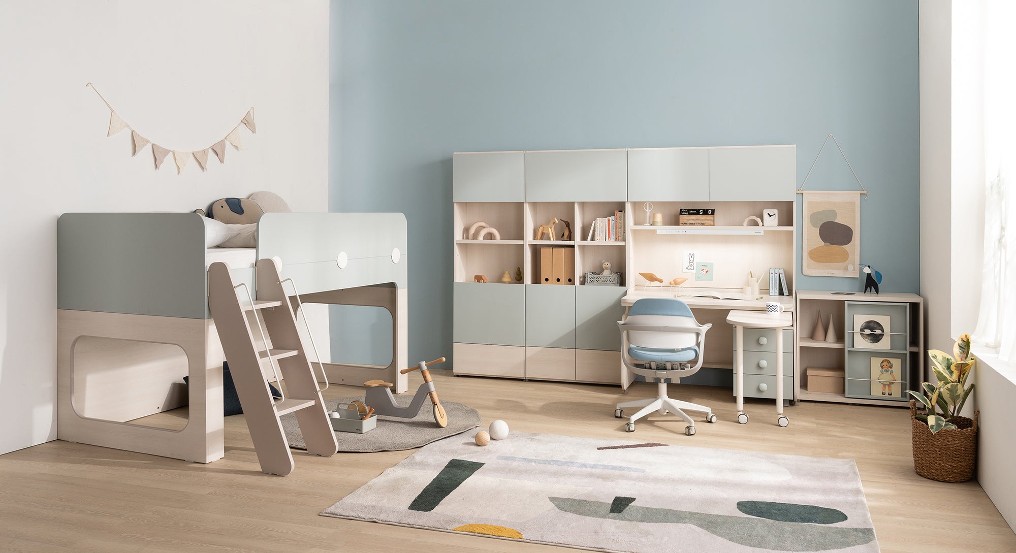 New Rudi Loft Bed (accept pre-order)