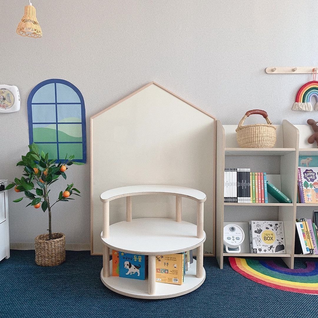 Play Bookshelf