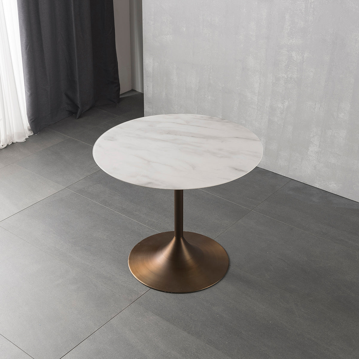 Blanc Round Table (accept pre-order)