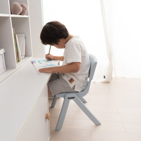 Comme Kids Chair (accept pre-order)