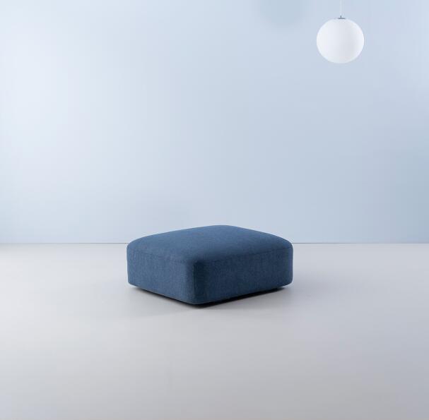 Onde Sofa Ottoman (accept pre-order)