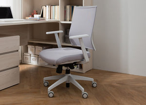 Ria Chair (accept pre-order)