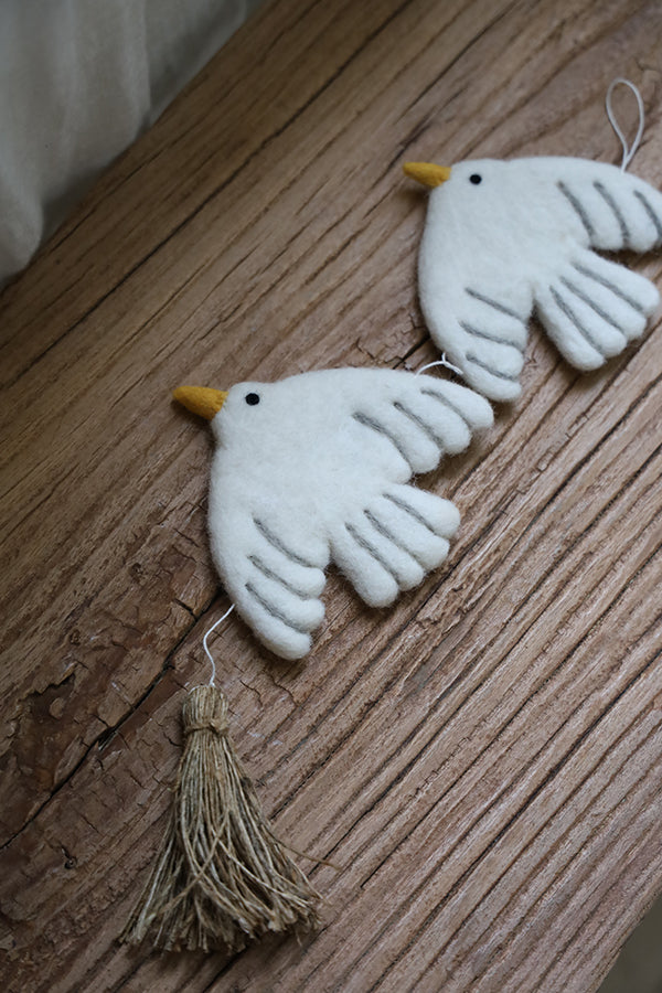 Tassel Birds Wall Hanging