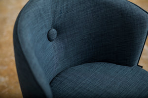 [Display Sale 72% off] Button Dressing Chair