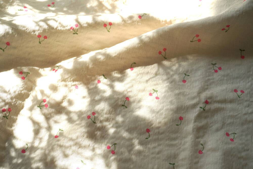 Breeze Cherry Blanket