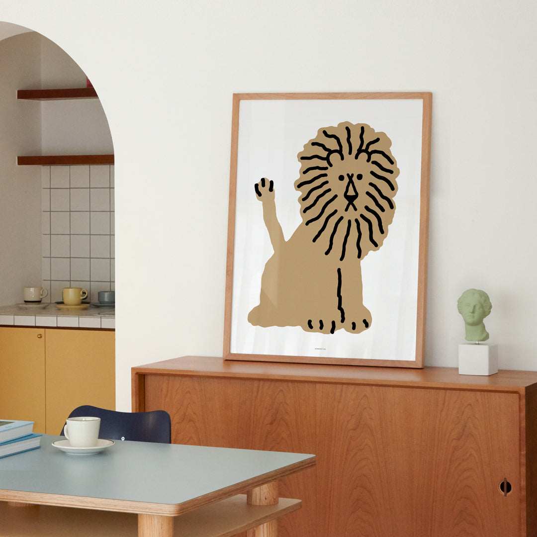 Lion White Poster in Alder Wood Frame