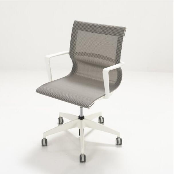 Nix Chair (accept pre-order)