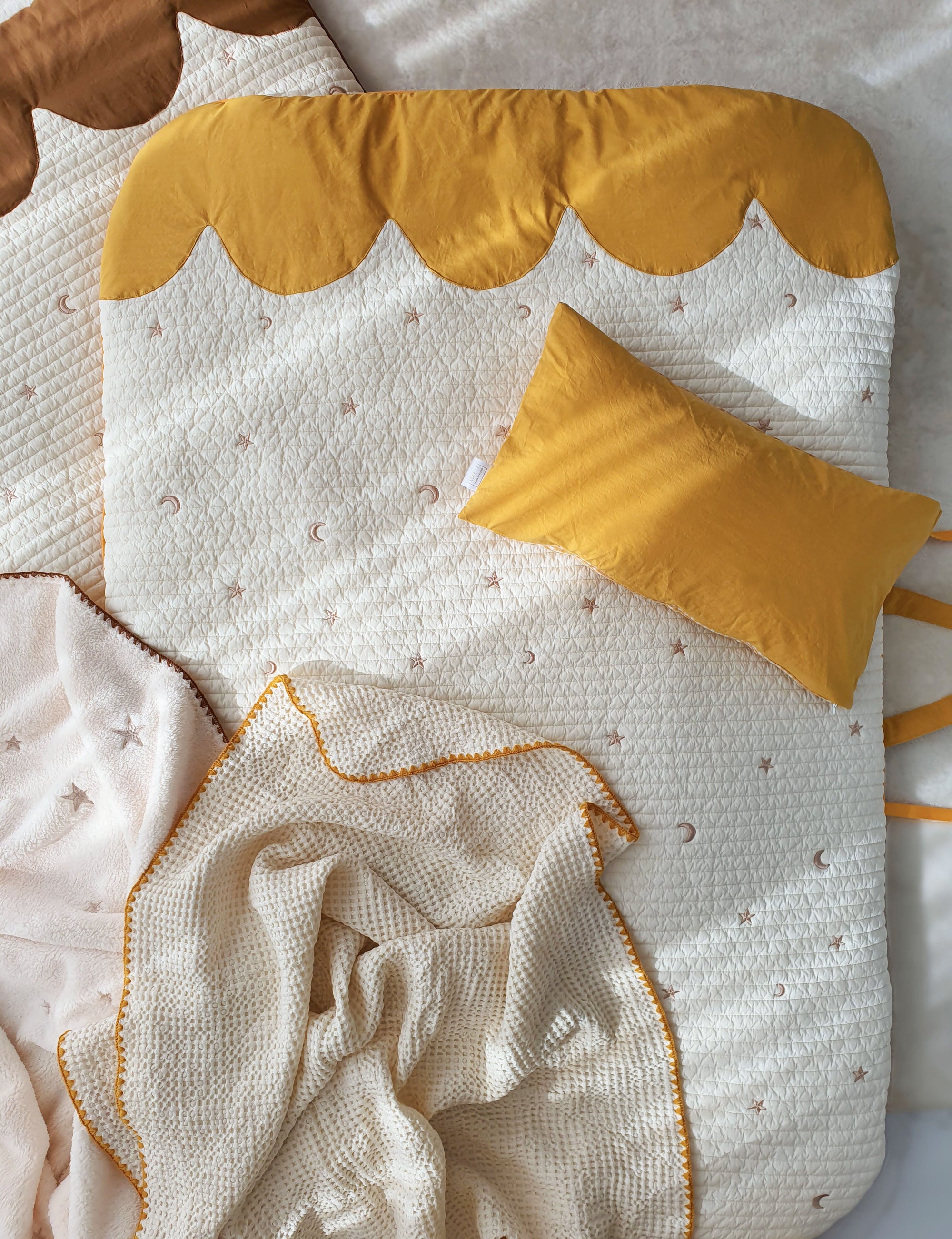 Double-sided Embroidery Pad & Pillow (Moon/Star Mustard)