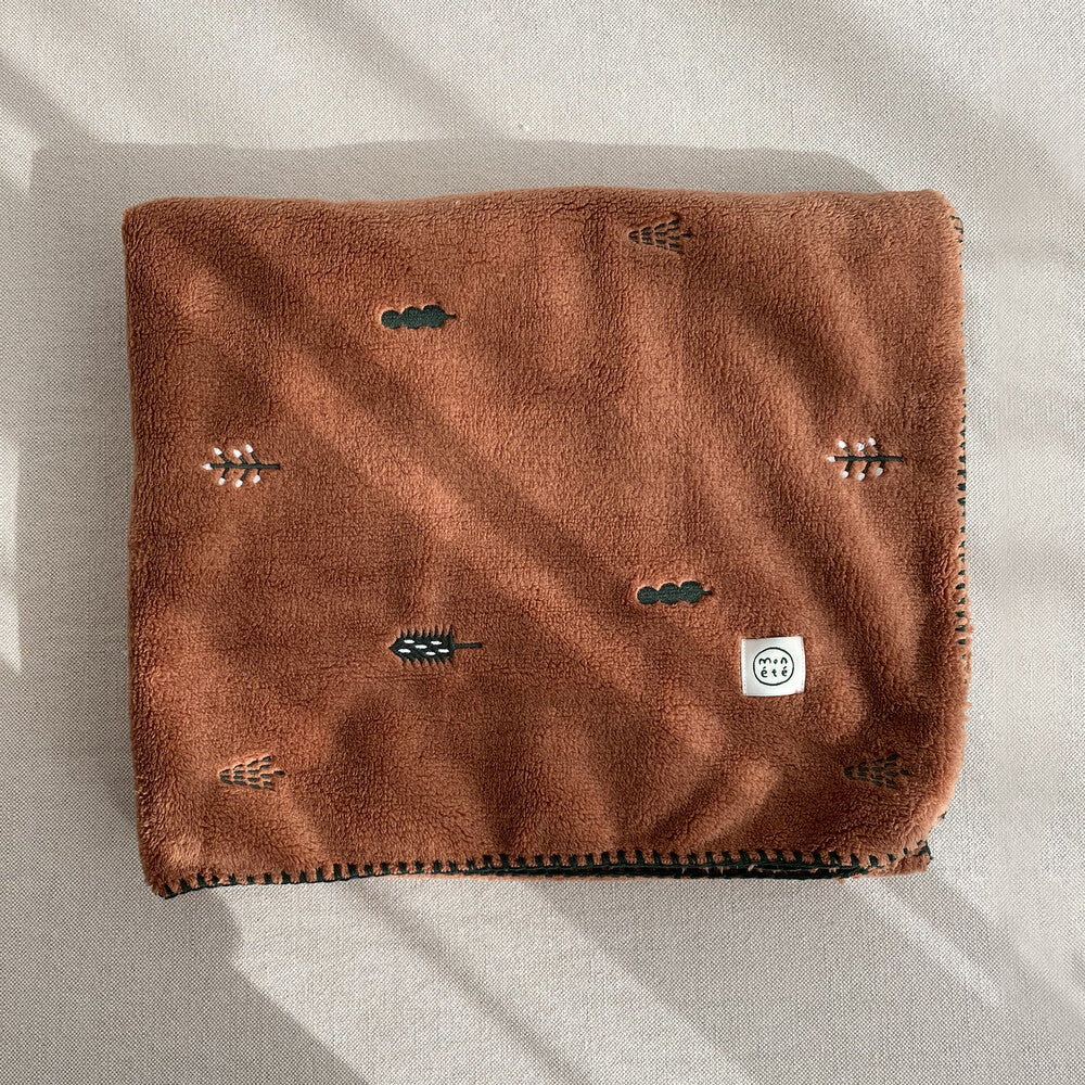 [Pre-Order 25% off] Winter Forest Blanket Brick